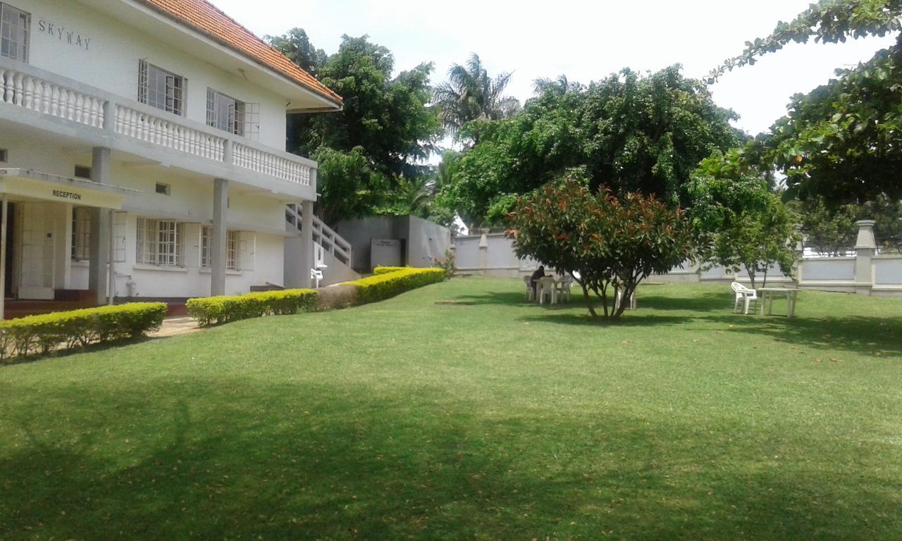 Skyway Hotel Entebbe Exterior foto